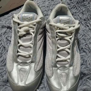 Nike Athletic Running Shoes, Womens 9